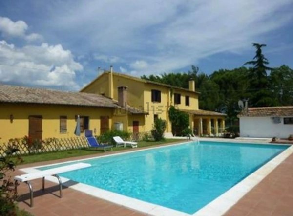 casale in vendita a Cannara