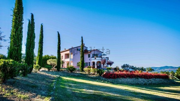 casale in vendita a Cannara