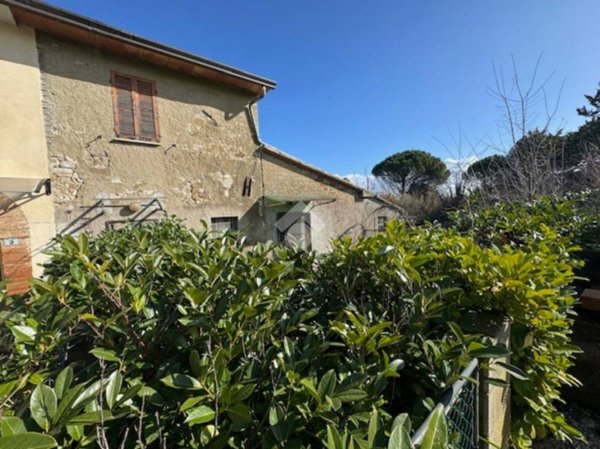 casa indipendente in vendita a Cannara