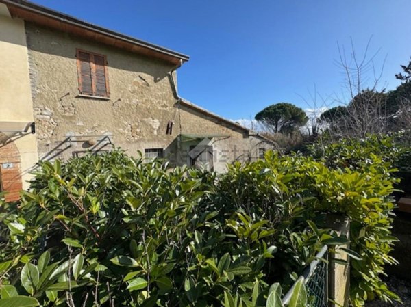 casa semindipendente in vendita a Cannara