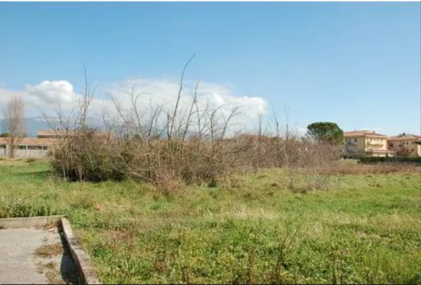 terreno edificabile in vendita a Cannara