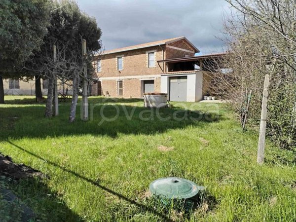 casa indipendente in vendita a Cannara