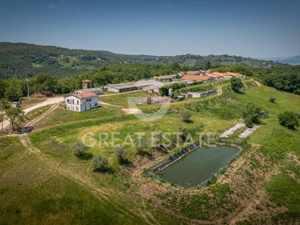 casa indipendente in vendita a Cannara in zona Collemancio