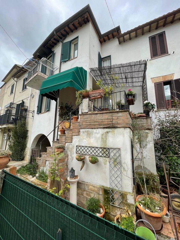 appartamento in vendita a Cannara in zona Collemancio