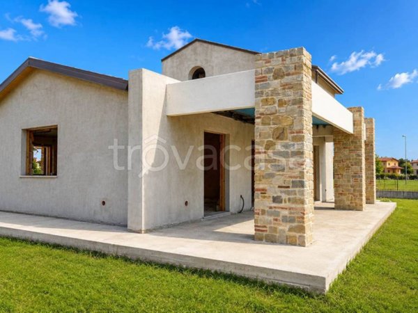 casa indipendente in vendita a Cannara