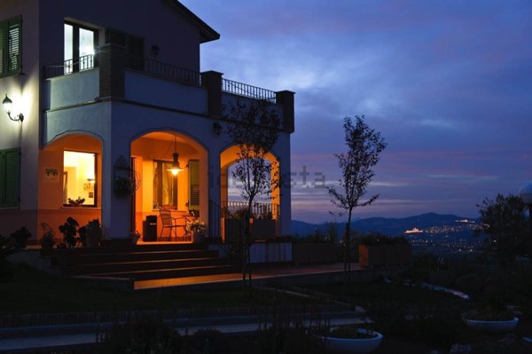 casa indipendente in vendita a Cannara in zona Collemancio