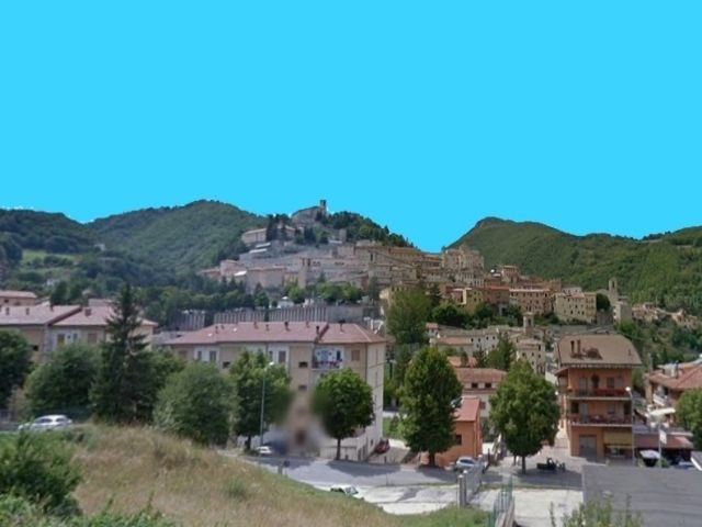 casa indipendente in vendita a Cascia