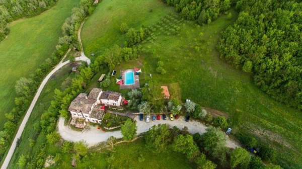 casa indipendente in vendita a Cascia
