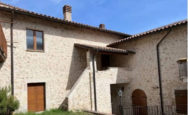 appartamento in vendita a Cascia