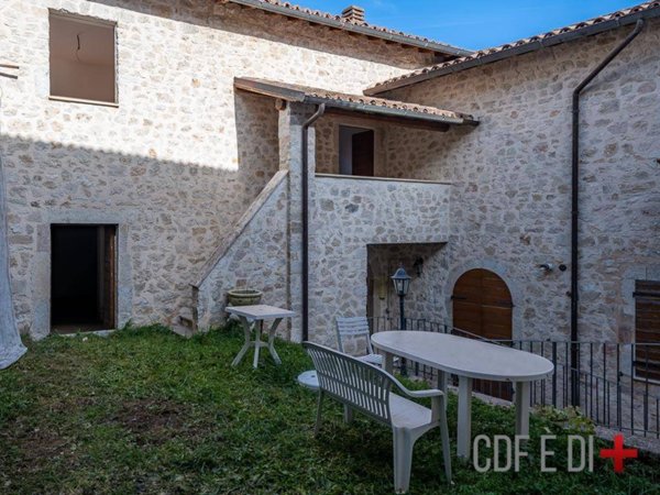 appartamento in vendita a Cascia