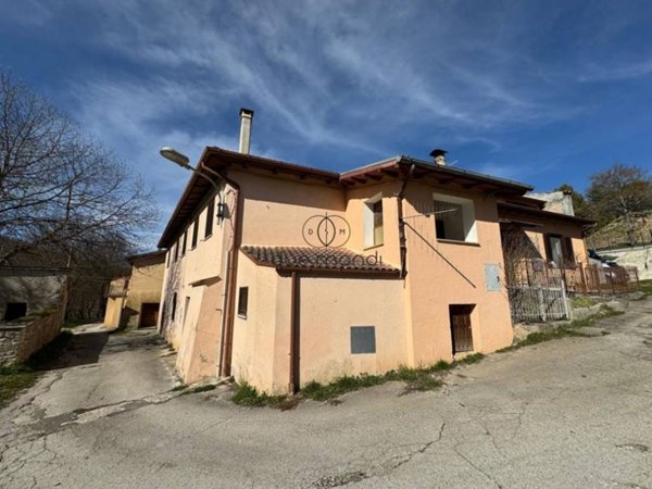 appartamento in vendita a Cascia