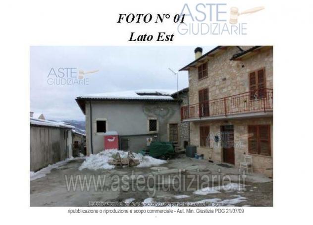 terreno edificabile in vendita a Cascia