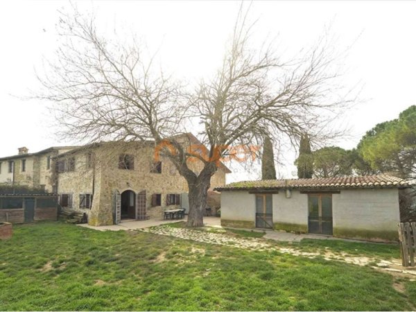 casa indipendente in vendita a Castel Ritaldi