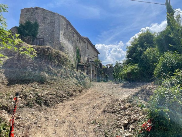 casa indipendente in vendita a Castel Ritaldi in zona Colle del Marchese