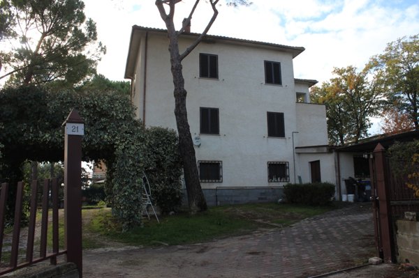 casa indipendente in vendita a Castel Ritaldi