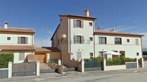 appartamento in vendita a Castel Ritaldi in zona Bruna