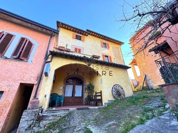 appartamento in vendita a Castel Ritaldi in zona Torregrosso