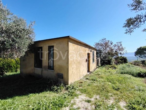 casa indipendente in vendita a Castel Ritaldi in zona Colle del Marchese