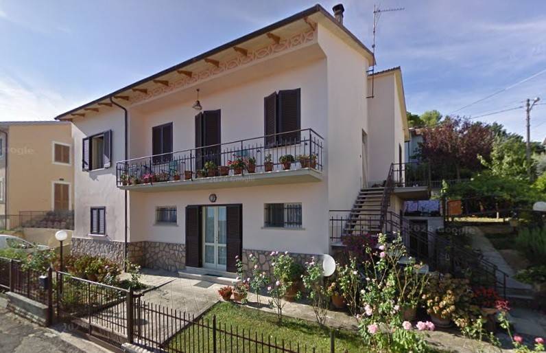 casa indipendente in vendita a Castel Ritaldi