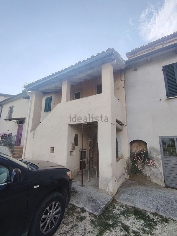 casale in vendita a Castel Ritaldi in zona Torregrosso
