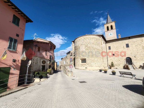 casa indipendente in vendita a Castel Ritaldi in zona Bruna