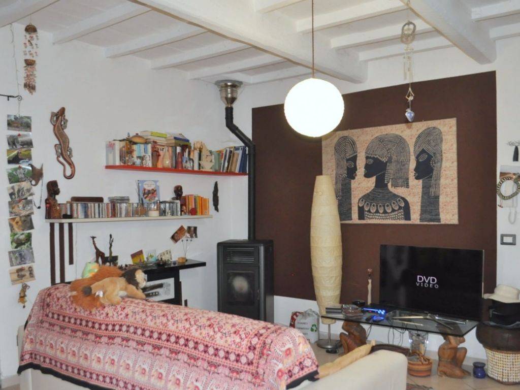 appartamento in vendita a Castiglione del Lago in zona Porto
