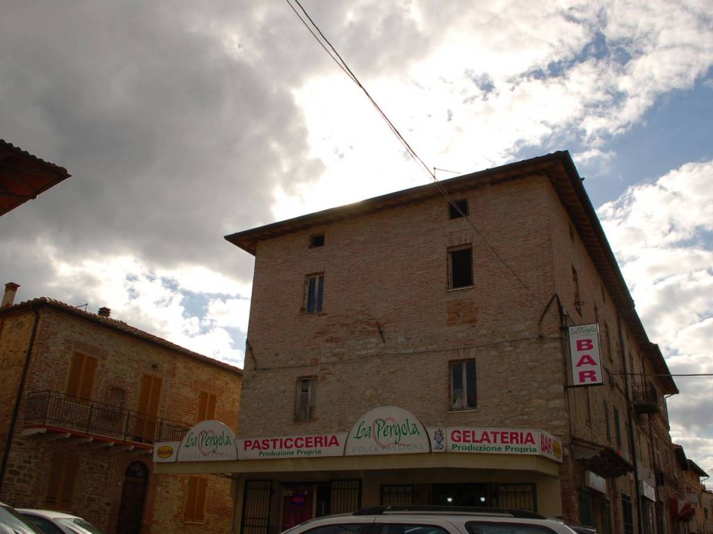 casa indipendente in vendita a Castiglione del Lago in zona Panicarola