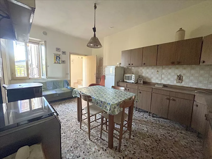 casa indipendente in vendita a Castiglione del Lago in zona Panicarola