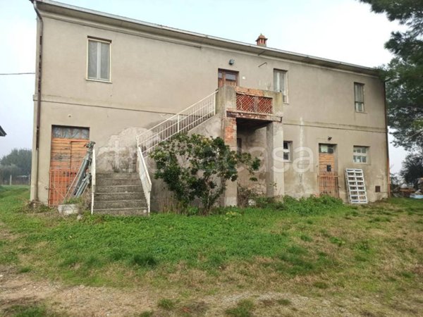 casa indipendente in vendita a Castiglione del Lago