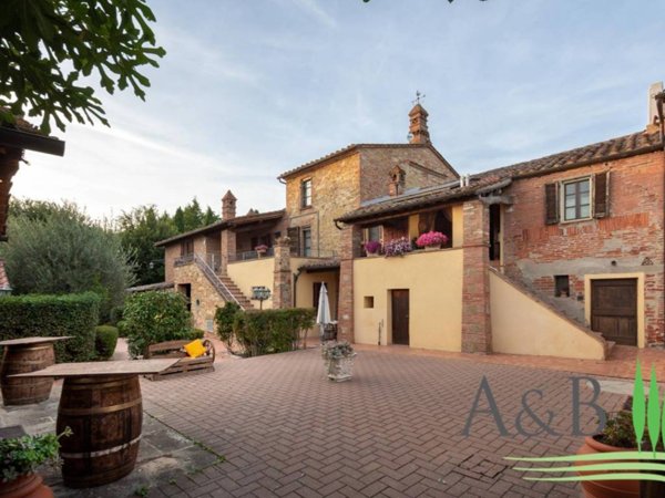 casa indipendente in vendita a Castiglione del Lago