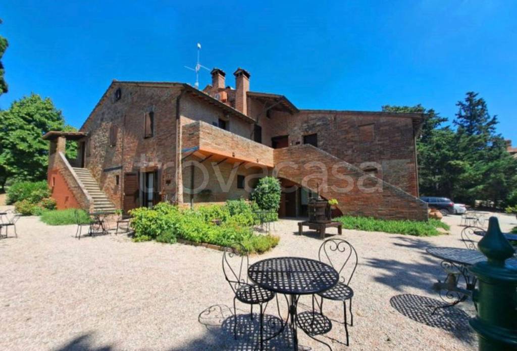 negozio in vendita a Castiglione del Lago