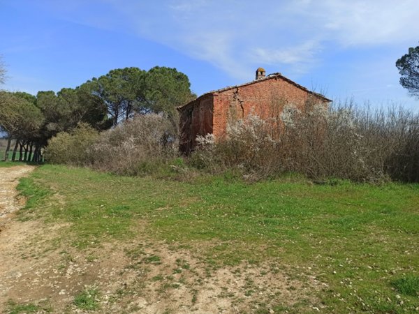 casa indipendente in vendita a Castiglione del Lago in zona Piana