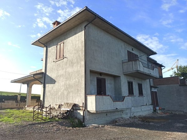 appartamento in vendita a Castiglione del Lago in zona Vaiano
