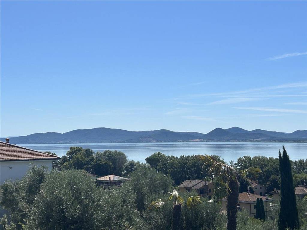 casa indipendente in vendita a Castiglione del Lago