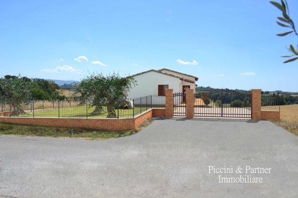 casa indipendente in vendita a Castiglione del Lago