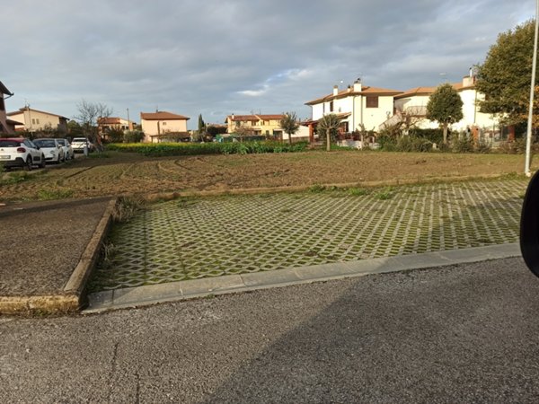 terreno edificabile in vendita a Castiglione del Lago