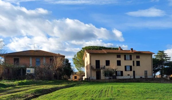 casa indipendente in vendita a Castiglione del Lago in zona Macchie