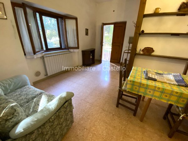 casa indipendente in vendita a Castiglione del Lago in zona Petrignano del Lago