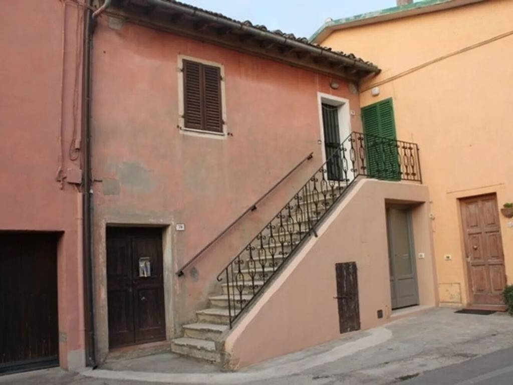 casa indipendente in vendita a Castiglione del Lago