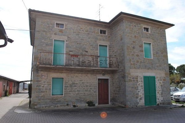 casale in vendita a Castiglione del Lago