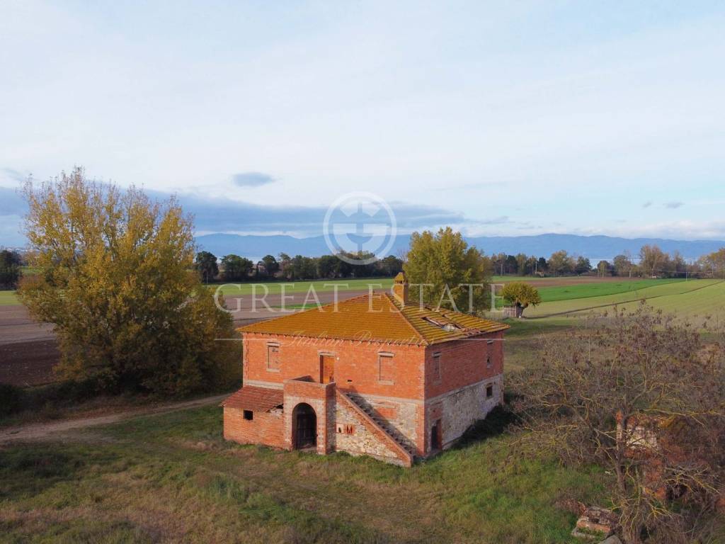casa indipendente in vendita a Castiglione del Lago
