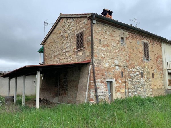 casa indipendente in vendita a Castiglione del Lago
