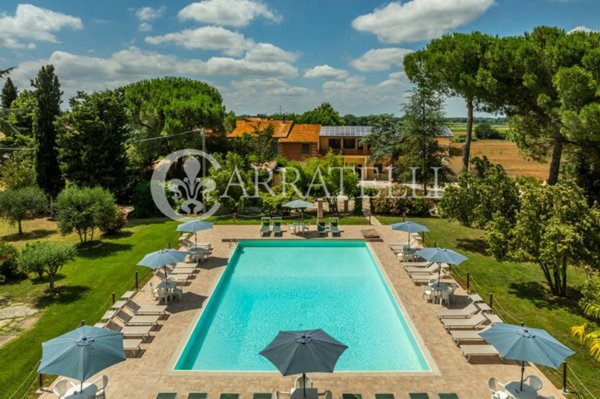 villa in vendita a Castiglione del Lago