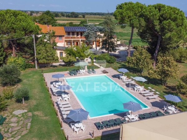 casa indipendente in vendita a Castiglione del Lago