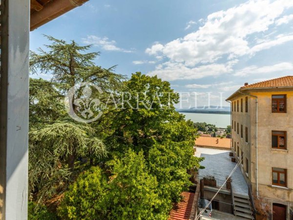 casa indipendente in vendita a Castiglione del Lago