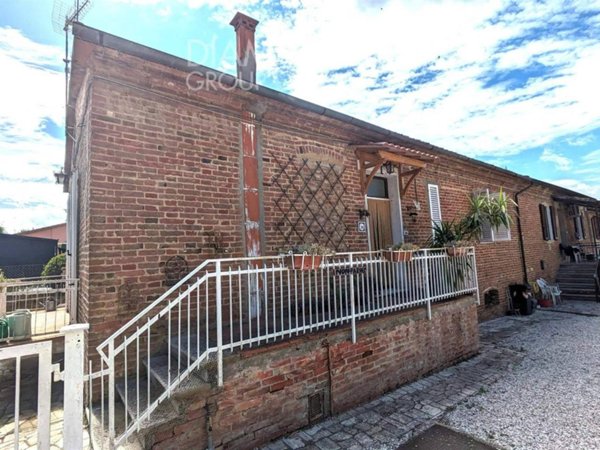 appartamento in vendita a Castiglione del Lago in zona Petrignano del Lago
