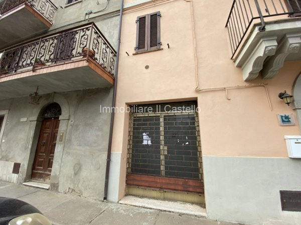 negozio in vendita a Castiglione del Lago