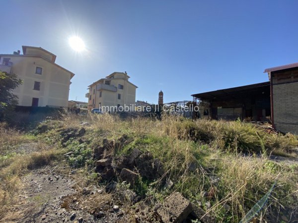 terreno edificabile in vendita a Castiglione del Lago