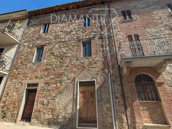 casa indipendente in vendita a Castiglione del Lago