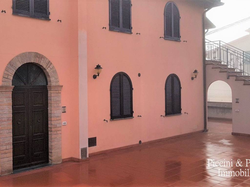 appartamento in vendita a Castiglione del Lago in zona Porto
